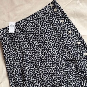 Gap Summery Floral Midi Skirt with Buttons